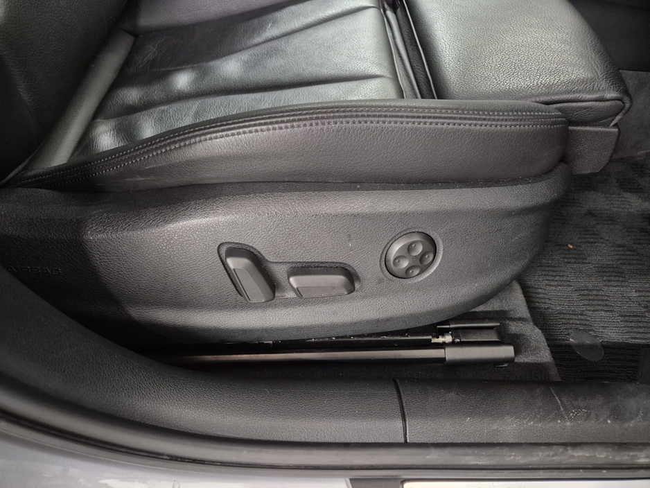 2019 Audi A3 SPORT LUXURY PACK**1.4 TFSI AUTO**FULL LEATHER**FULL ELECTRIC HEATED SEATS**FACELIFT SPORT MODEL**APPLE AND ANDROID CARPLAY**DIGITAL DASH**IRISH MAPS**KEYLESS ENTRY**WARRANTY AVAILABLE**FINANCE €21,949