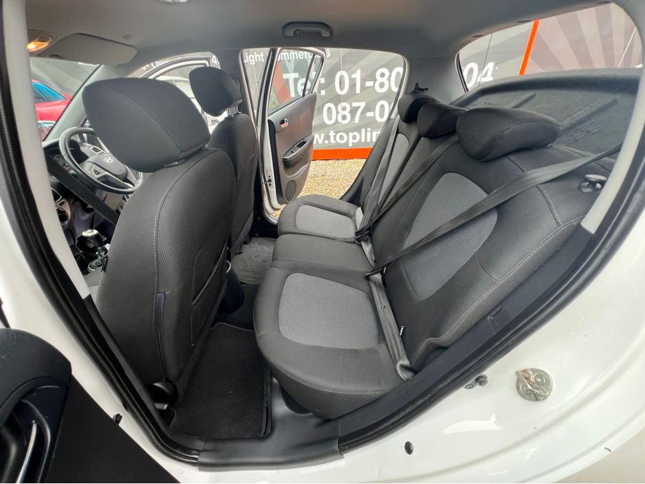 2013 Hyundai i20 - image 12