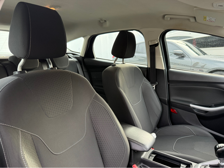 2015 Ford Focus ZETEC 1.6 TDCI 95PS 4DR