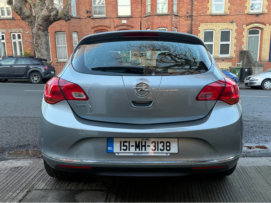 2015 Opel Astra 1.4 Petrol, 1 Owner Irish Car From New, New Nct 01/2027, 5 Door Hatchback, A/C, Service & Warranty Included, SIMI Dealer, €6,950