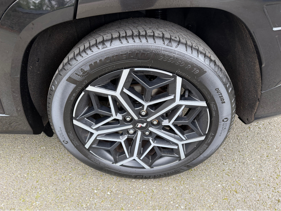 2023 Hyundai Tucson - image 10