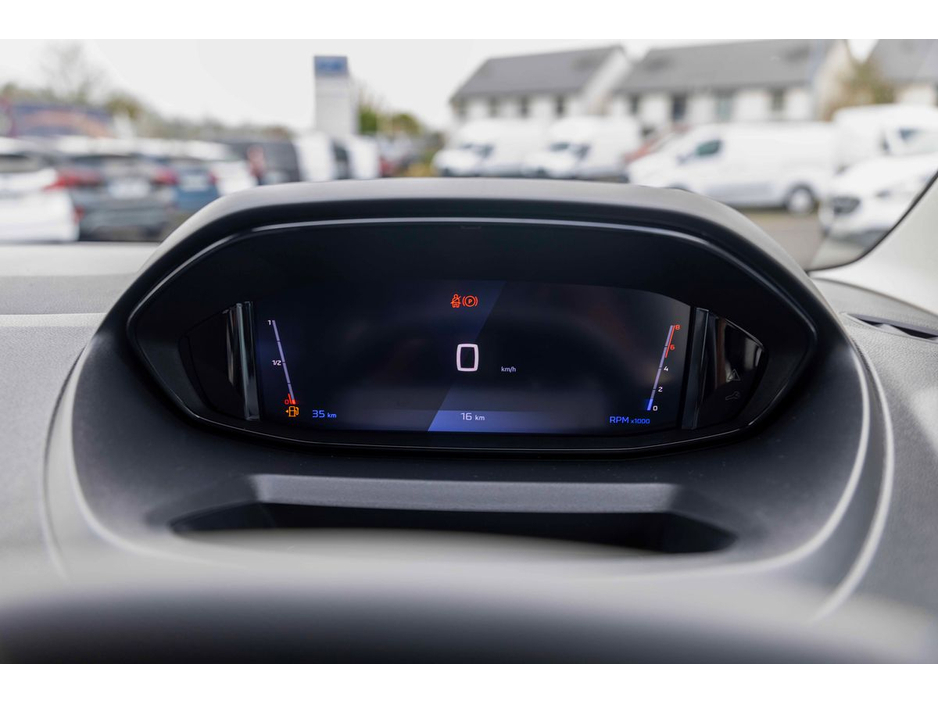 2026 Peugeot Partner - image 23