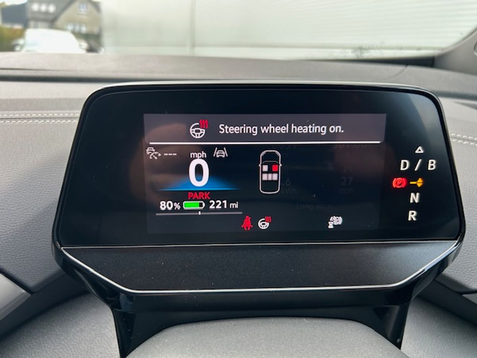 2025 Volkswagen ID.4 - image 15