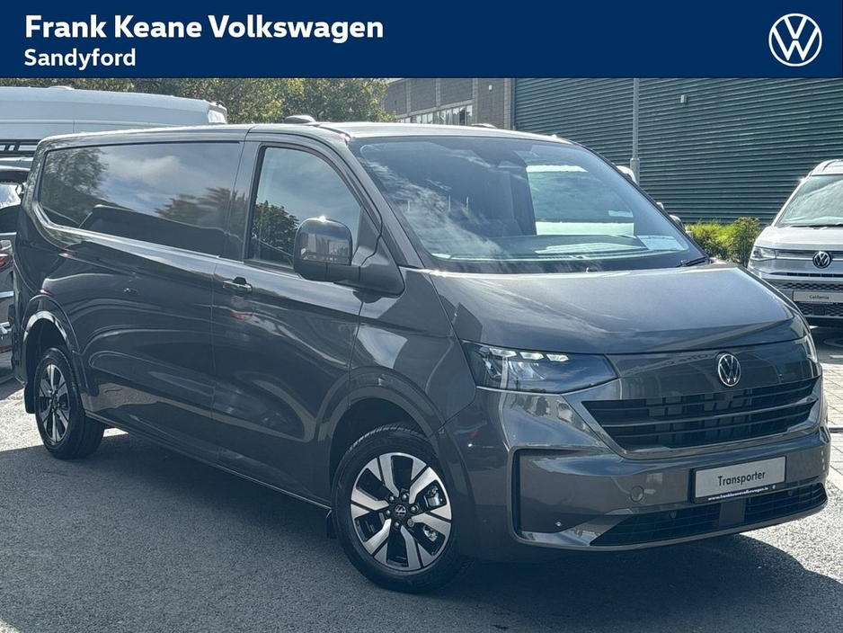 2026 Volkswagen Transporter HIGHLINE 4MOTION AUTO 30 LWB 170BHP *INCOMING SOON* *5 YEAR WARRANTY* *5 FREE SERVICES* *IQ LED MATRIX HEADLIGHTS* *ADAPTIVE CRUISE CONTROL* *HEATED WINDSHIELD* *APPLE CARPLAY/ANDROID AUTO* €46,996
