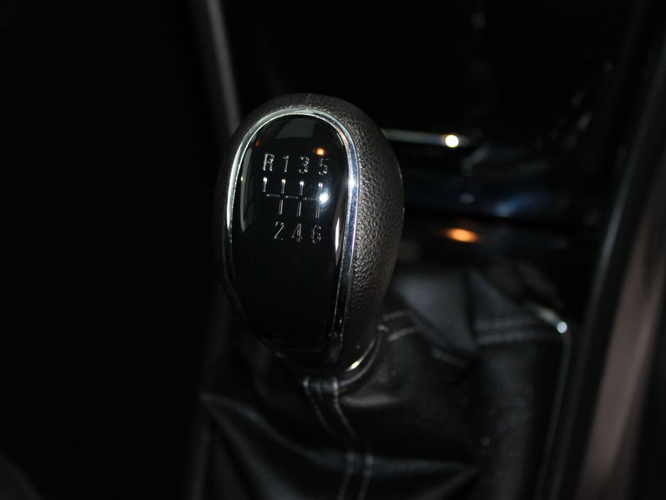 2018 Opel Mokka - image 19