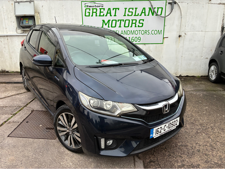 2016 Honda Fit DAA-GP5 €12,750