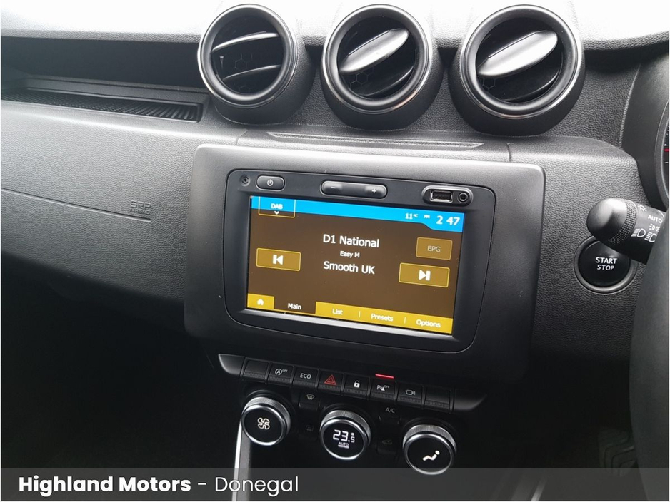 2021 Dacia Duster - image 17