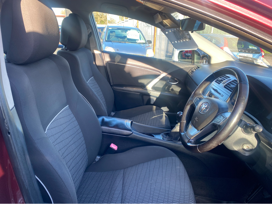 2013 Toyota Avensis 2.0 D-4D AURA 4DR €6,950