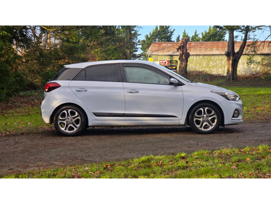 2019 Hyundai i20 - image 4