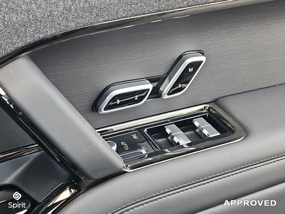 2025 Land Rover Range Rover Sport 3.0 PHEV 460PS R-Dynamic SE €124,950