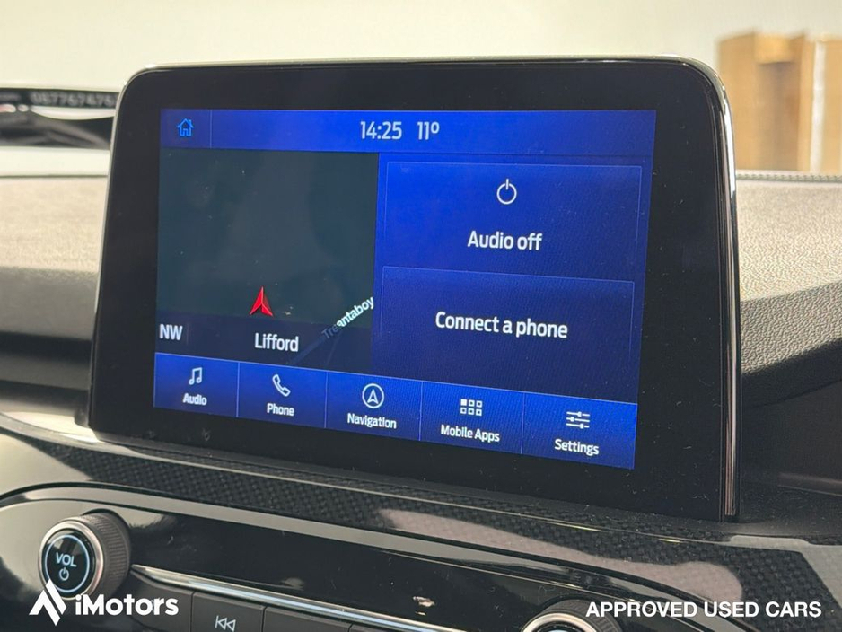 2022 Ford Kuga - image 23