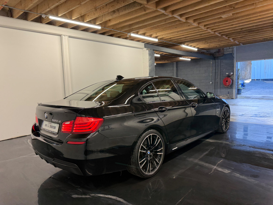 2016 BMW 5 Series 520d M Sport Auto €18,495