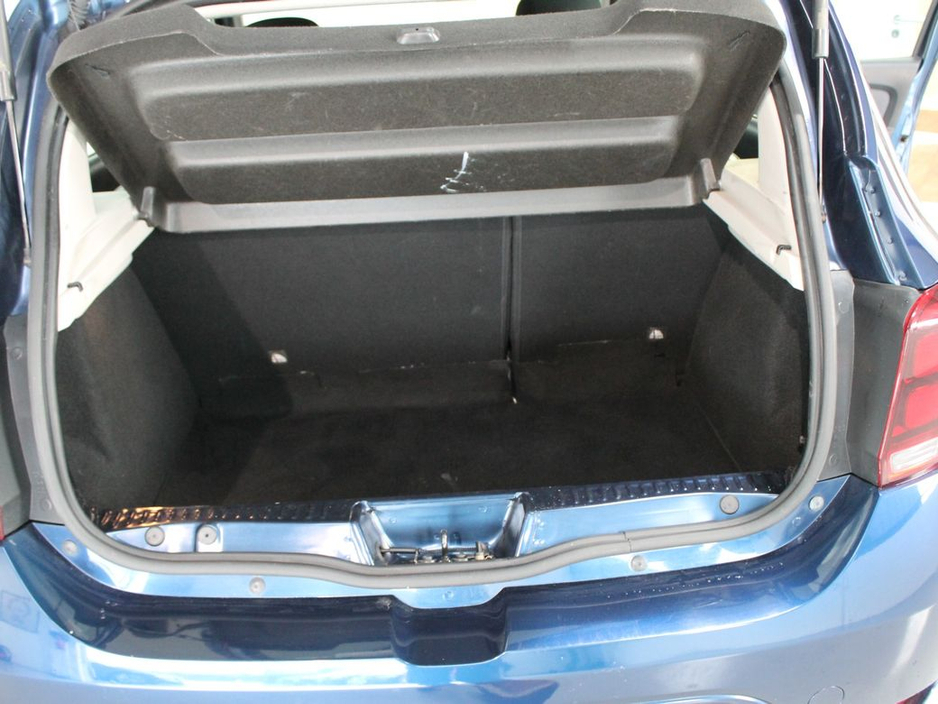 2017 Dacia Sandero - image 14