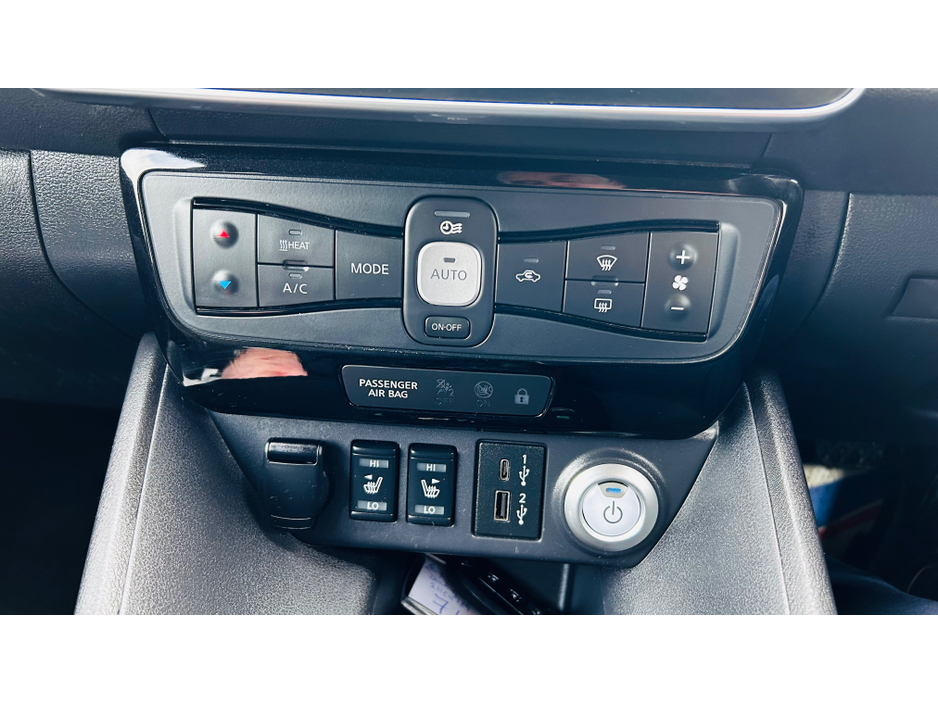 2021 Nissan Leaf LARGER BATTERY 62K EV SVE - LEATHER SEATS HEATED €17,995