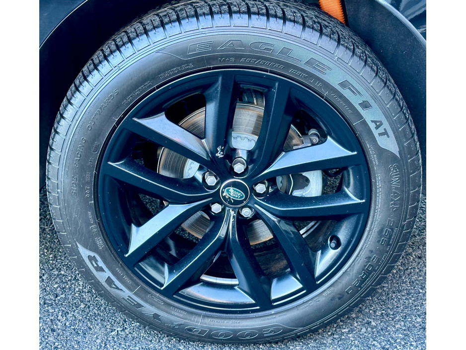 2025 Land Rover Range Rover Velar DYNAMICS PANORAMIC ROOF