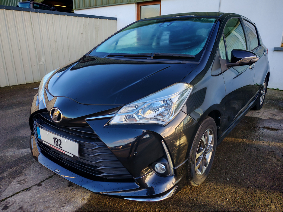 2018 Toyota Yaris - image 13