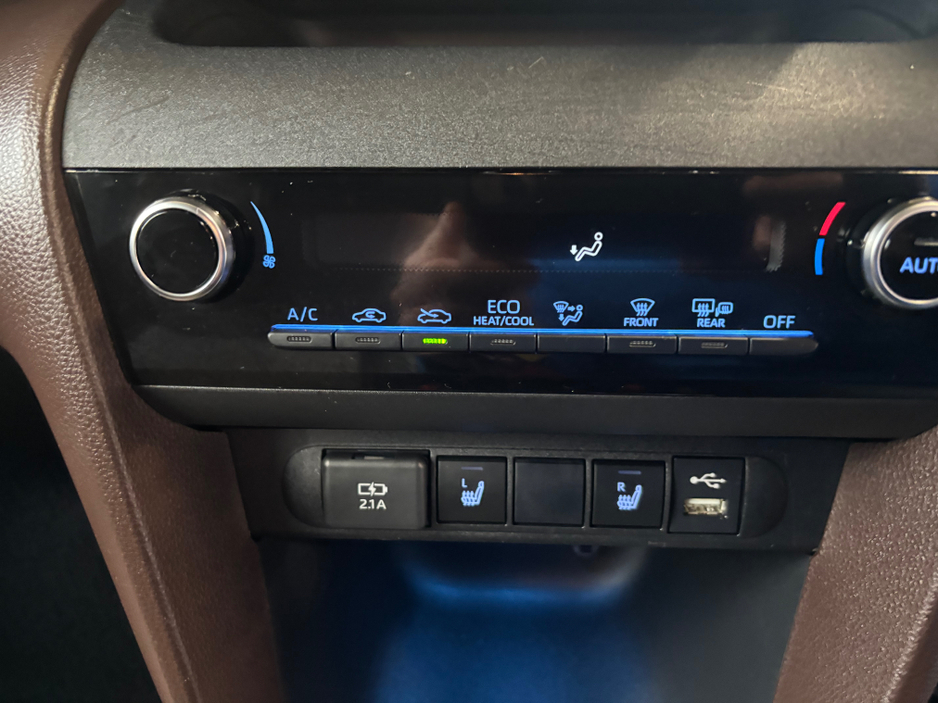 2020 Toyota Yaris Cross Yaris Cross hybrid auto only 38000 kms €20,499