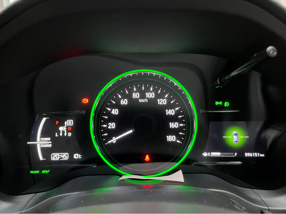 2017 Honda Vezel €17950 2017 HONDA VEZEL HYBRID Z SENSING 1.5 AUTOMATIC / CRUISE CONTROL / REVERSE CAMERA / HEATED SEATS / PADDLE SHIFTERS €17,950