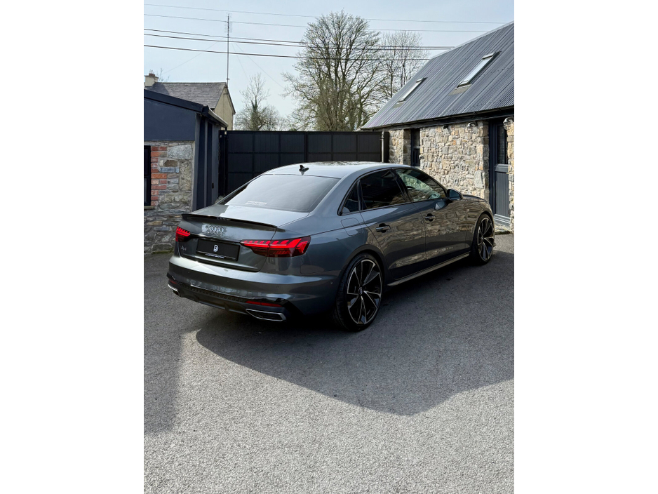 2021 Audi A4 - image 6