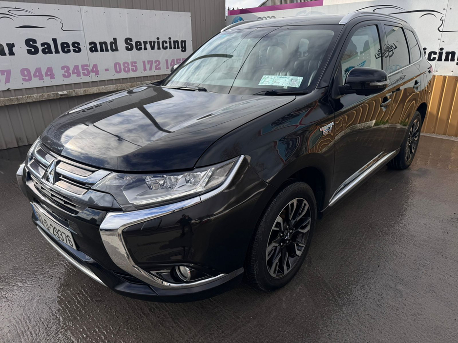 2017 Mitsubishi Outlander - image 12