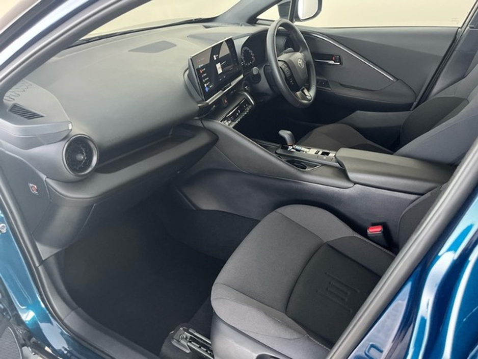 2024 Toyota C-HR - image 6