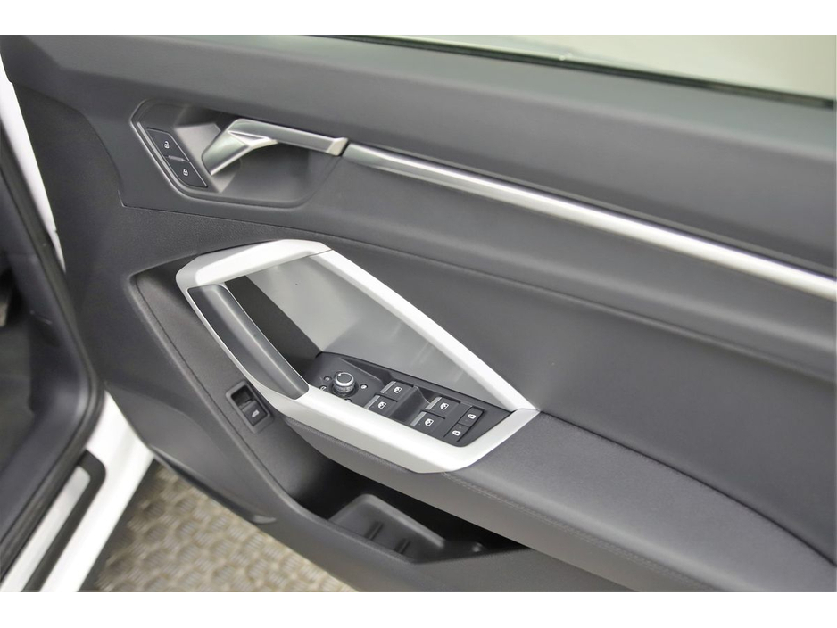 2023 Audi Q3 - image 19