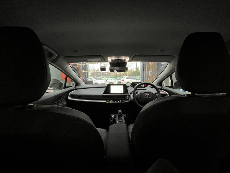 2025 Toyota Prius - image 13