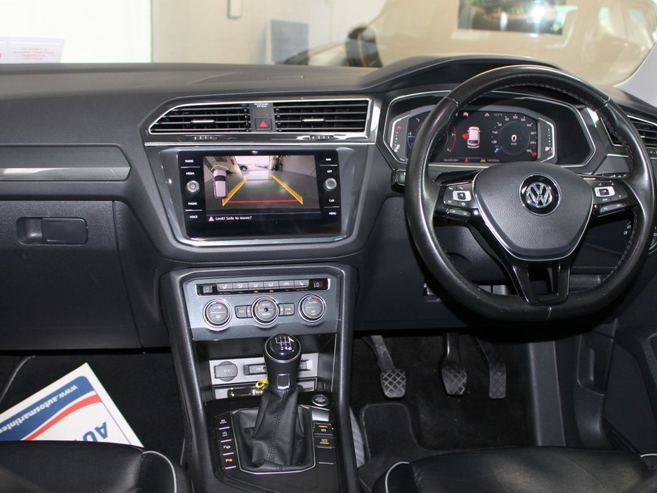 2020 Volkswagen Tiguan - image 10