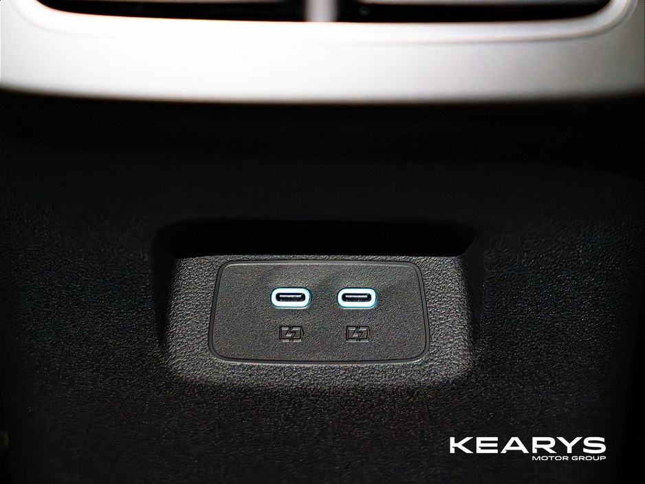 2026 BYD Seal 6 - image 36