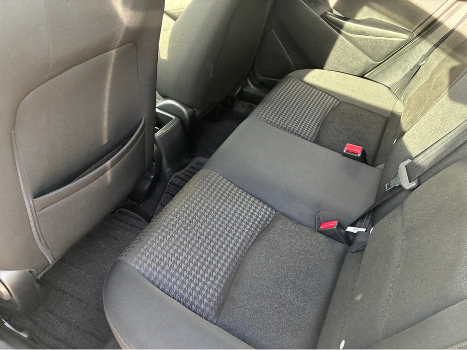 2017 Mazda Demio - image 9