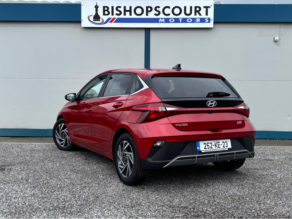 2025 Hyundai i20 - image 11