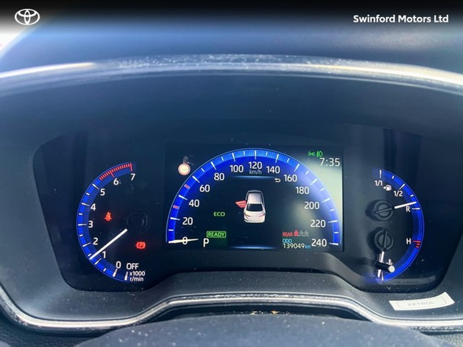 2021 Toyota Corolla - image 10