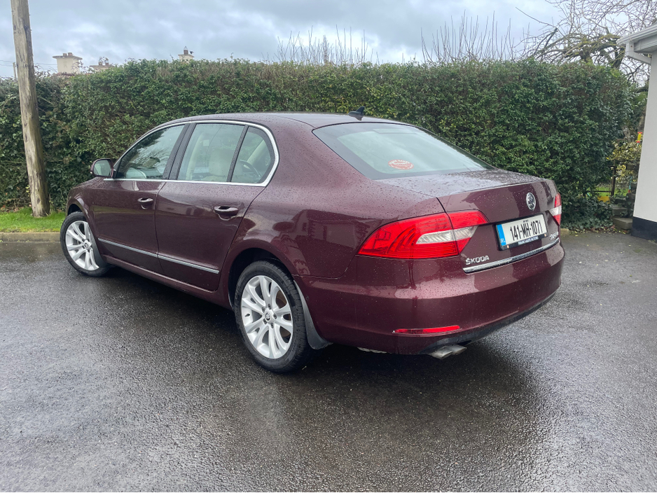 2014 Skoda Superb ELEGANCE 1.6 TDI 105HP 4DR