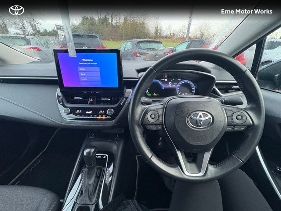 2023 Toyota Corolla COROLLA LUNA SPORT SALOON €28,450