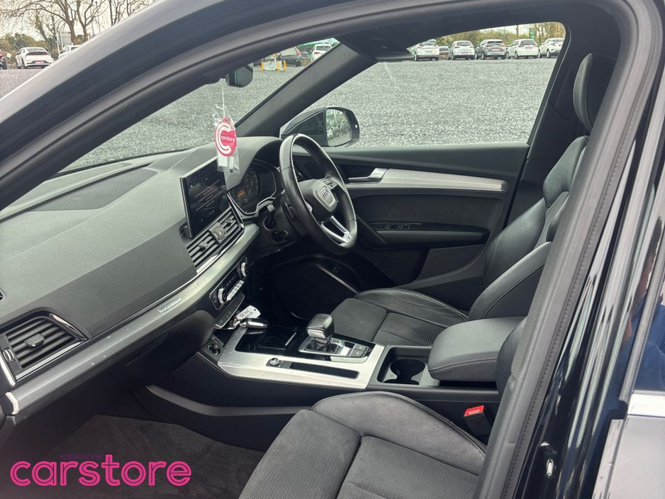 2022 Audi Q5 - image 9