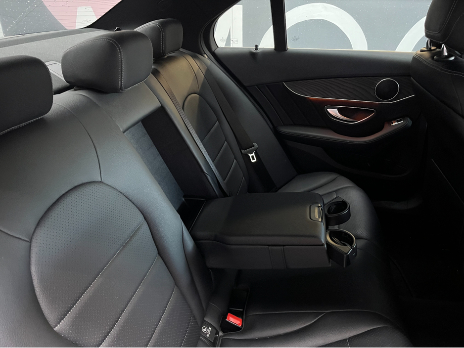 2018 Mercedes-Benz C Class €23950 2018 MERCEDES-BENZ C220D LAUREUS EDITION 2.2 AUTOMATIC / CRUISE CONTROL / REVERSE CAMERA / ELECTRIC MEMORY & HEATED SEATS / PADDLE SHIFTERS / AMBIENT LIGHTS AND MORE €23,950