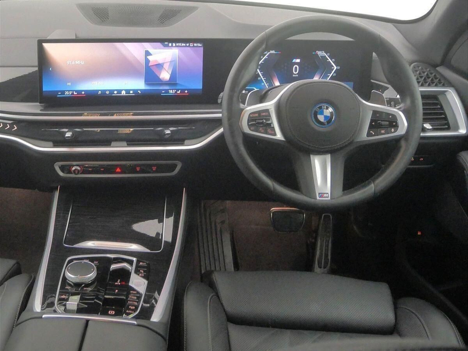 2023 BMW X5 xDrive50e M Sport €84,400