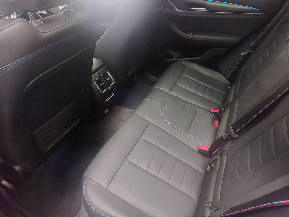 2023 BMW iX3 - image 10