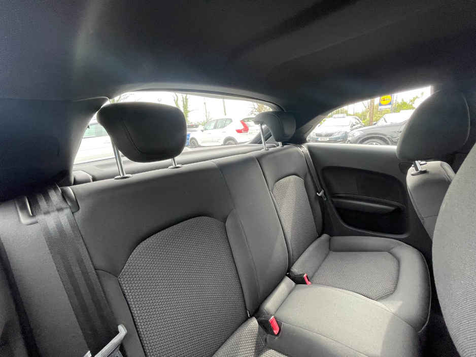 2011 Audi A1 - image 8