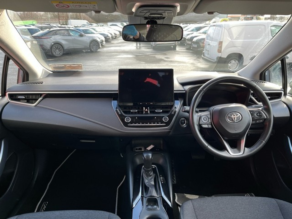 2023 Toyota Corolla - image 8
