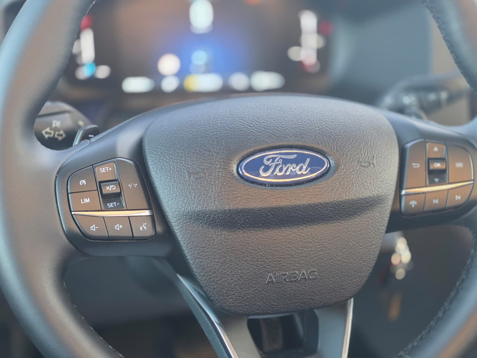 2025 Ford Transit - image 13