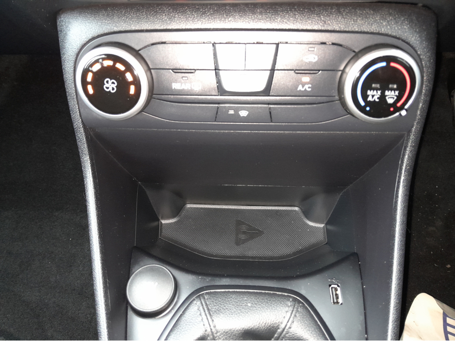 2022 Ford Fiesta TREND CONNECTED 1.1 075 M5 4DR €16,750