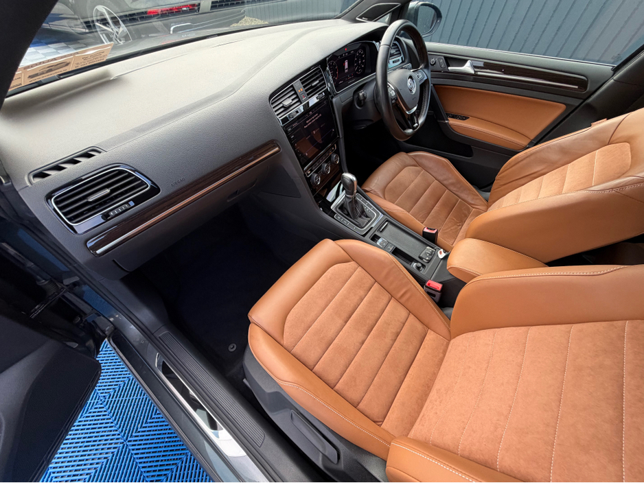 2018 Volkswagen Golf HIGHLINE PREMIUM - 1.4 PETROL - AUTO - 12M WARRANTY - CAR: 1782