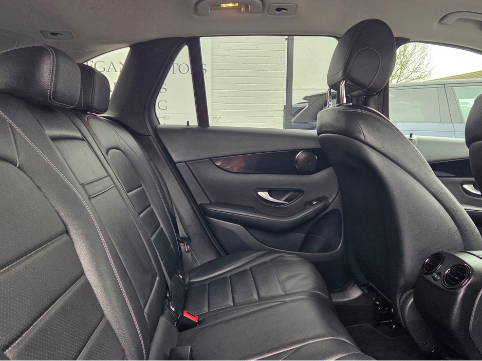 2019 Mercedes-Benz GLC Class - image 12