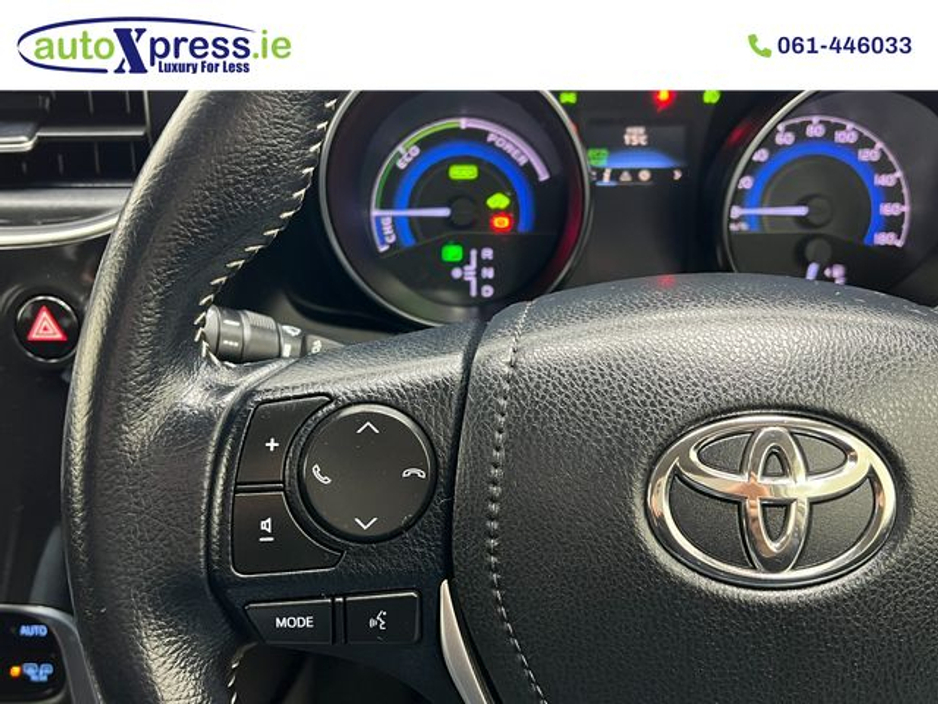 2016 Toyota Auris 1.8 Automatic, Hybrid, Reversing camera €12,895