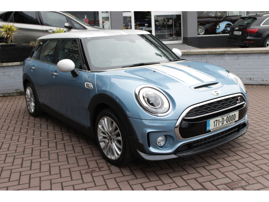 2017 MINI Clubman - image 2