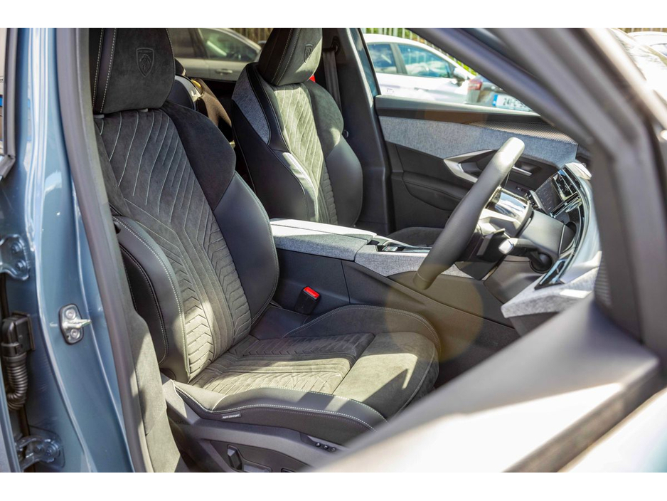 2026 Peugeot 5008 - image 17