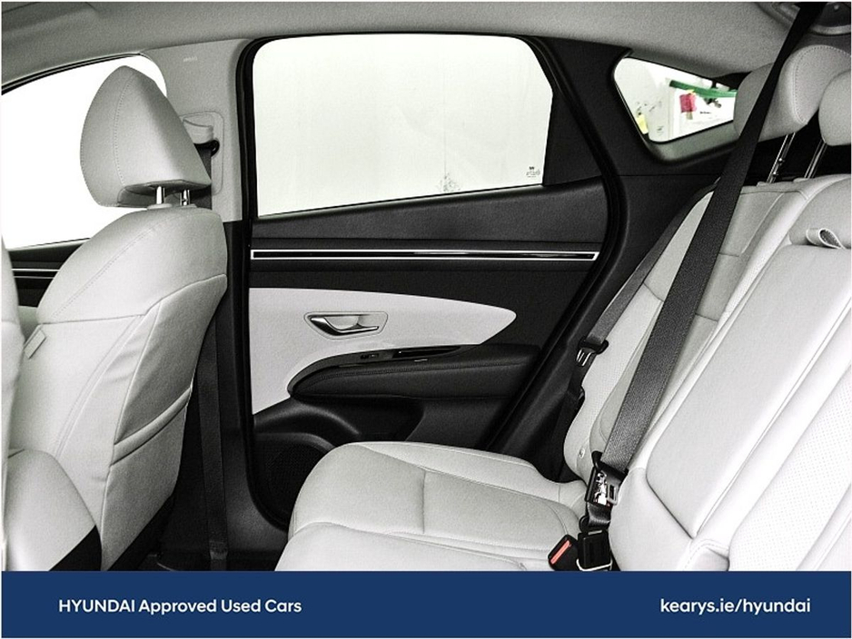 2022 Hyundai Tucson - image 7