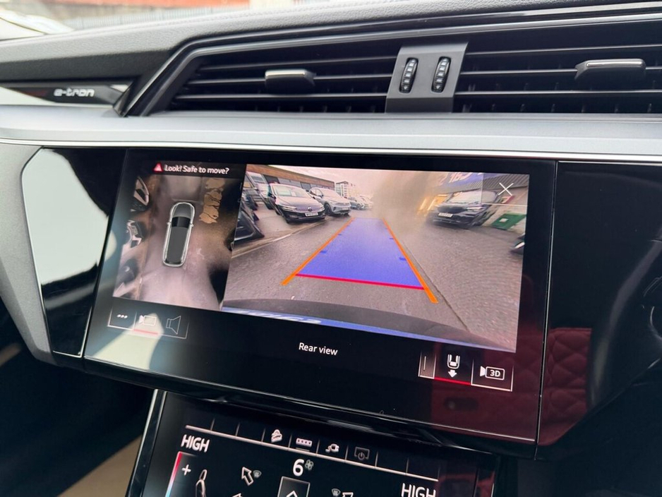 2023 Audi e-tron - image 17