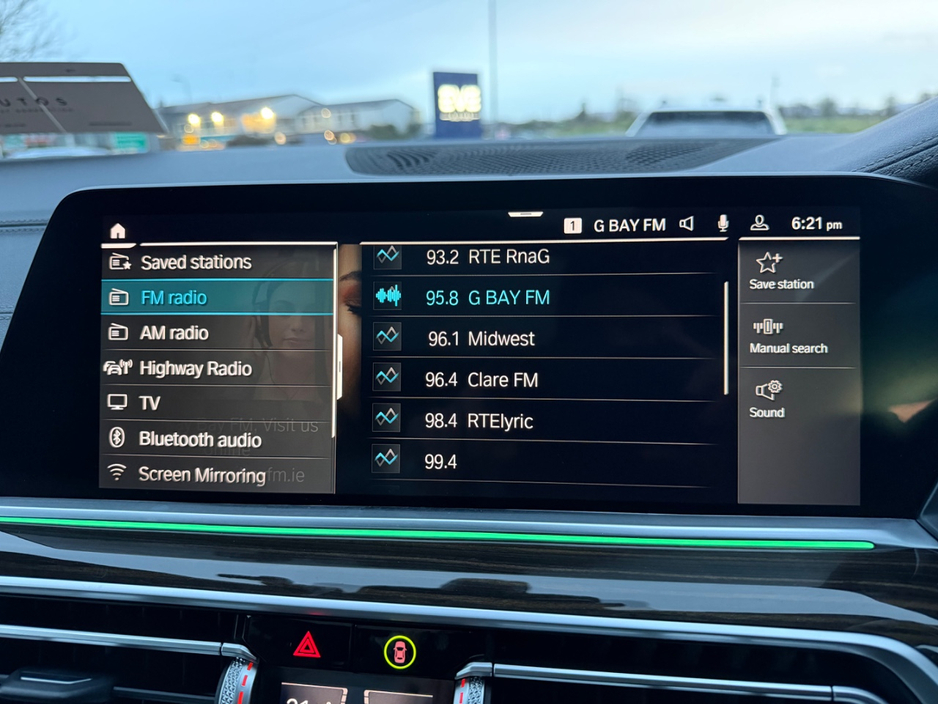 2020 BMW X5 - image 36